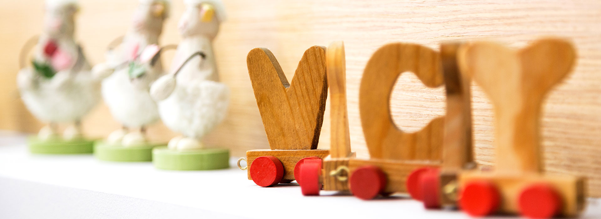 Παιδοδοντίατρος Βίκυ Ορ. Τασιούλα Οδοντίατρος Α.Π.Θ., ειδικευθείσα στην Παιδοδοντιατρική M Dent Sci Leeds Dental Institute, UK | Οδοντίατρος για παιδιά, εφήβους και ειδικούς ασθενείς | Πάροδος Γ. Ολυμπίου 1, 60132 Κατερίνη